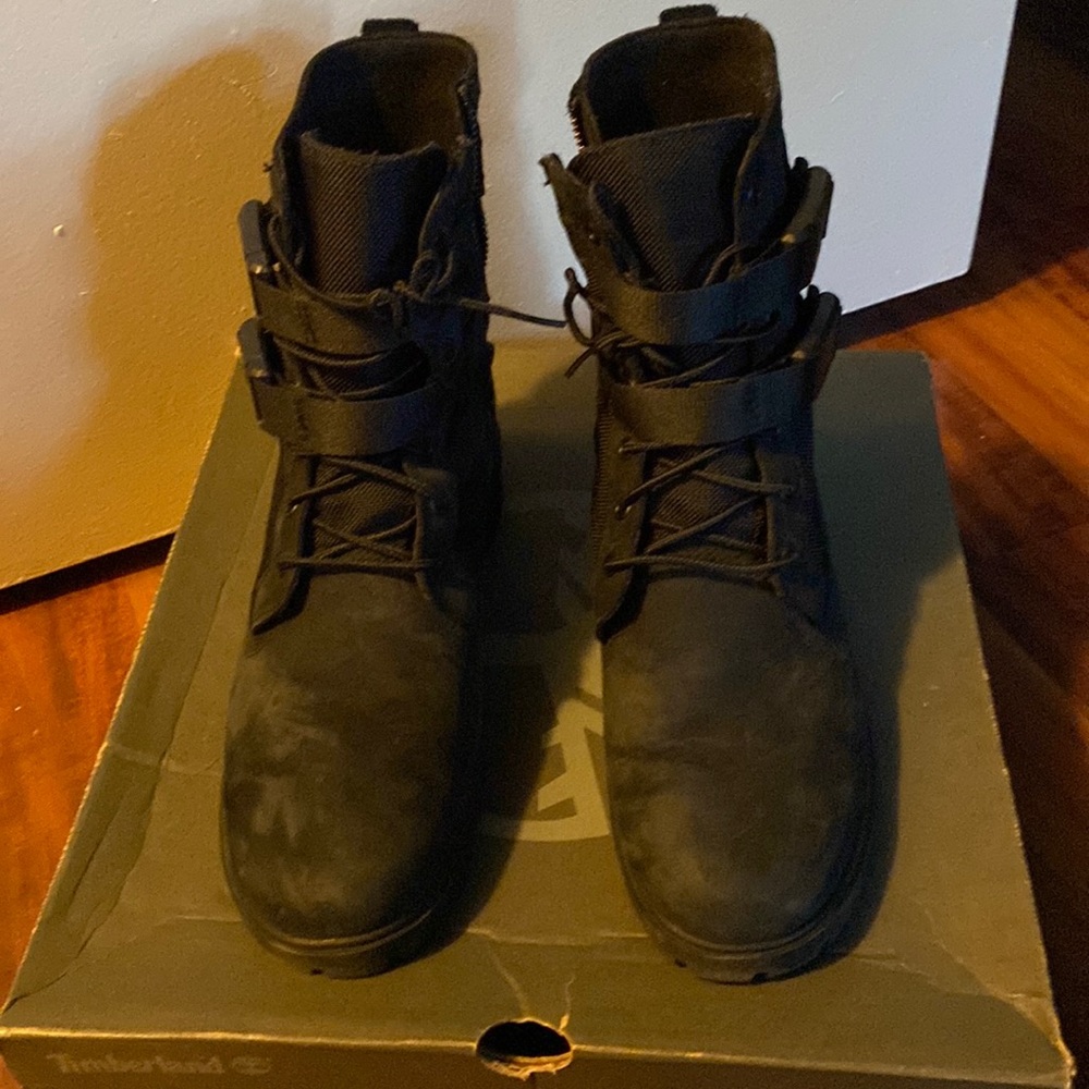 Women hiking boots